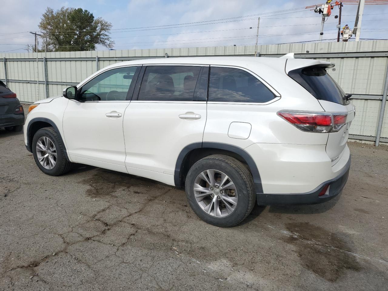 TOYOTA HIGHLANDER LE