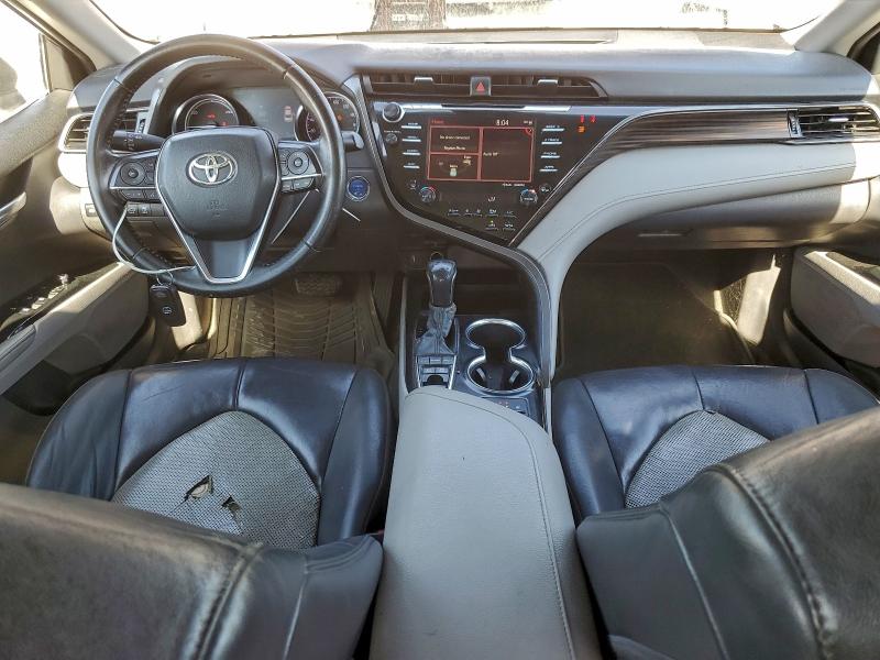 2020 TOYOTA CAMRY XLE #3301752335