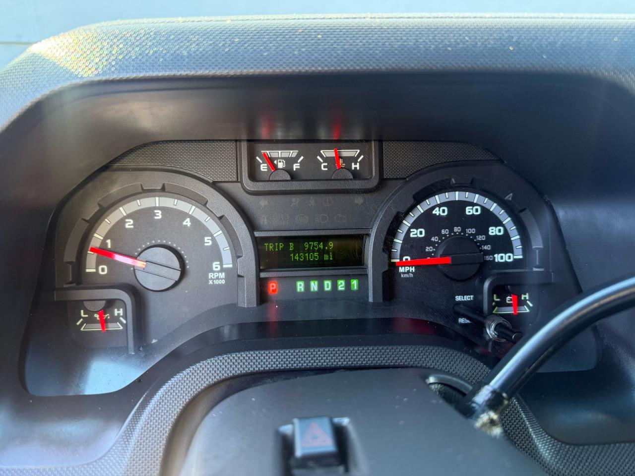 FORD ECONOLINE E250 VAN