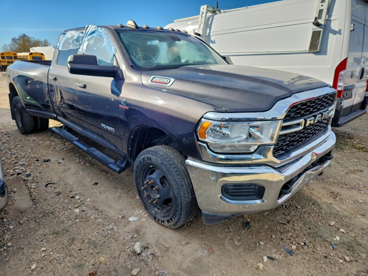 RAM 3500 TRADESMAN