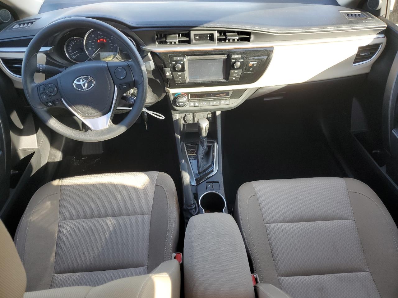 Lot #3301835345 2015 TOYOTA COROLLA L