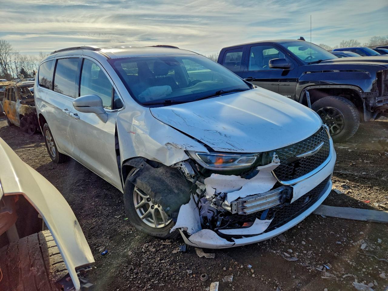 CHRYSLER PACIFICA TOURING L