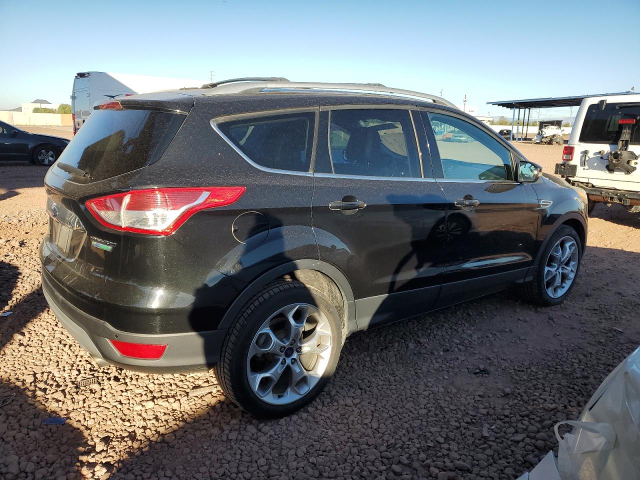 FORD ESCAPE TITANIUM