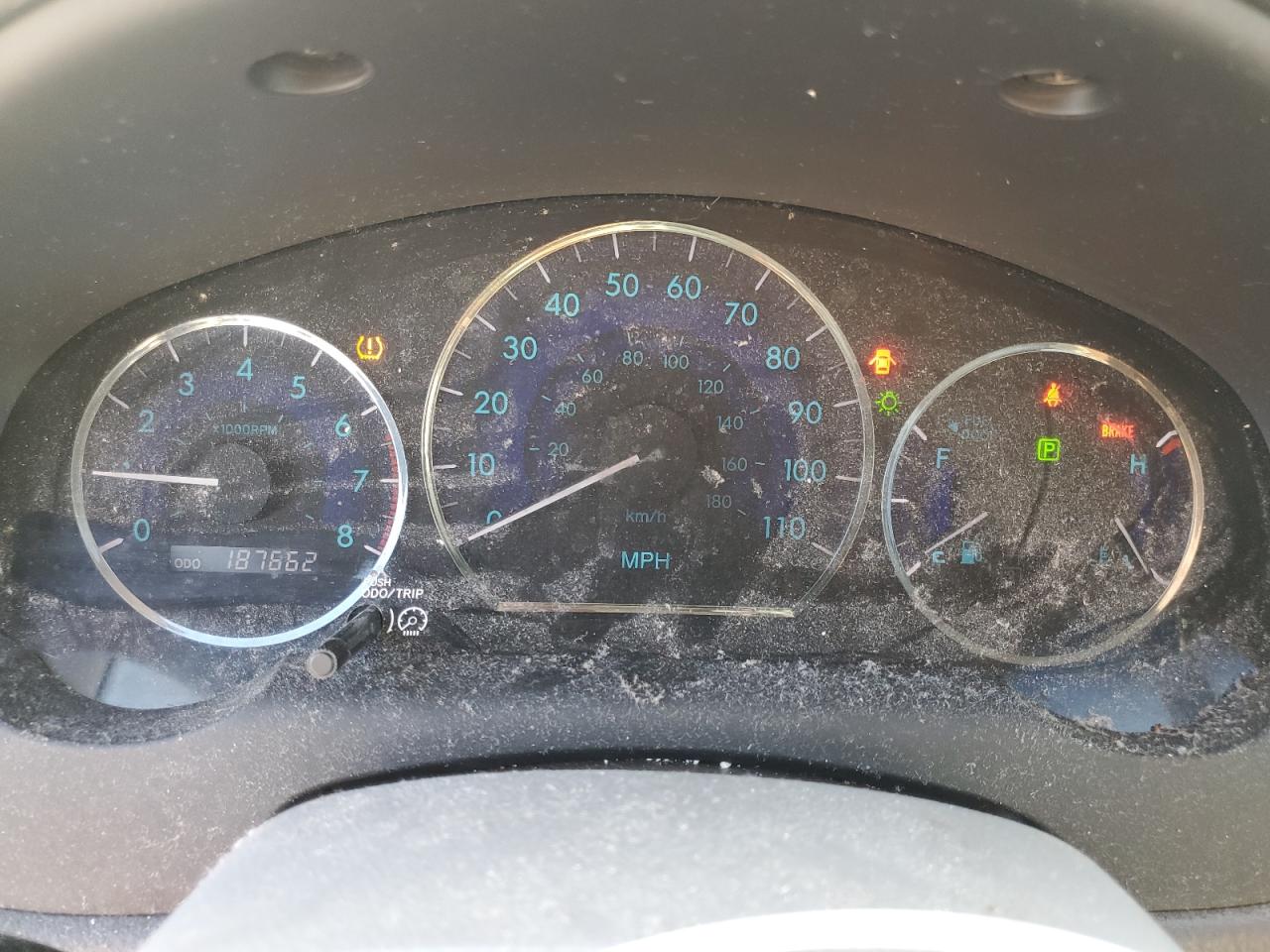 Lot #3293409093 2010 TOYOTA SIENNA CE