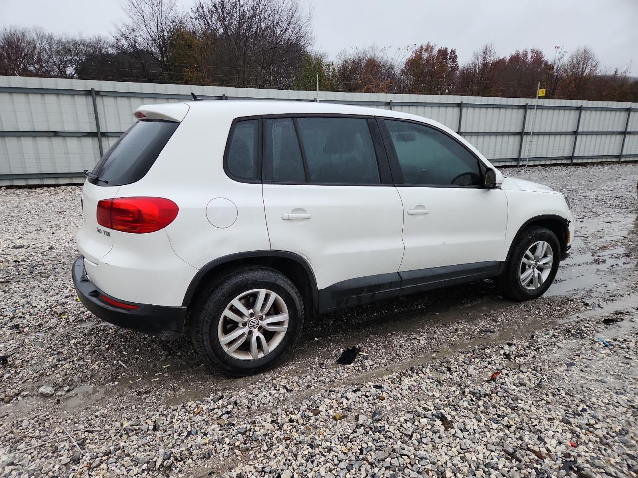 VOLKSWAGEN TIGUAN S