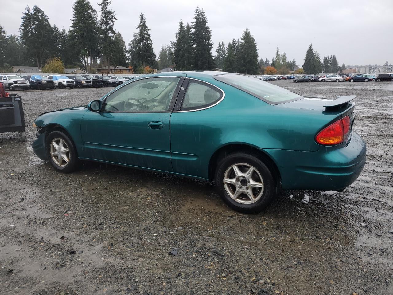 Lot #3304550448 1999 OLDSMOBILE ALERO GL