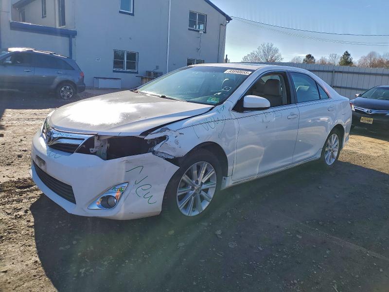 2014 TOYOTA CAMRY SE #3296308493