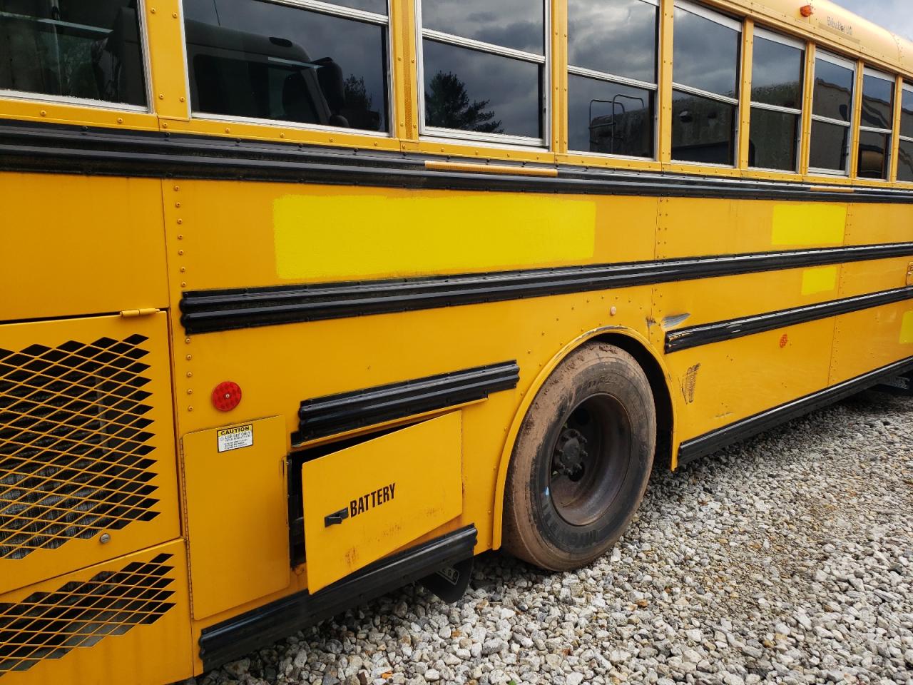 Lot #3278796642 2012 THOMAS SAF-T-LINER HDX