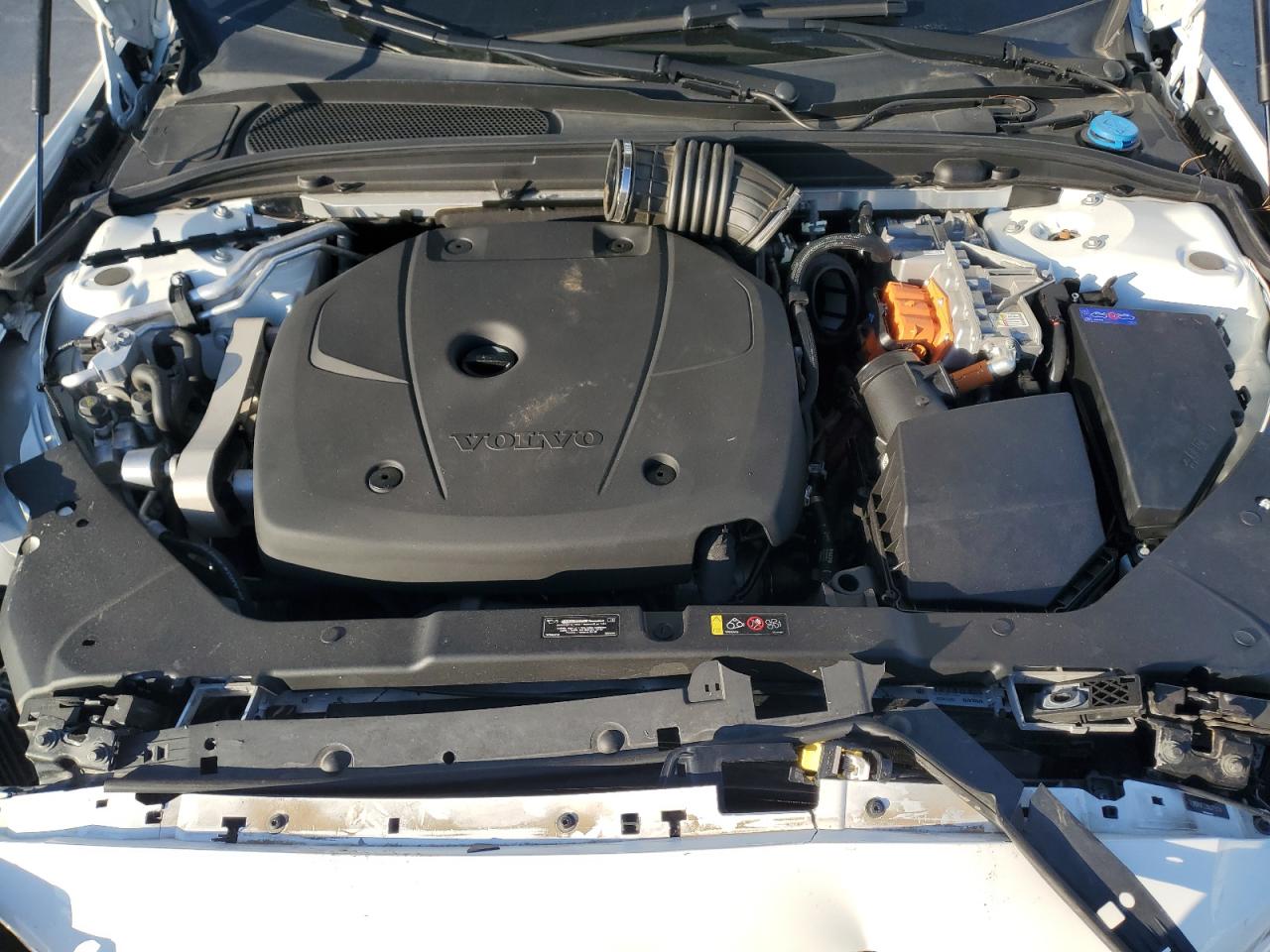 VOLVO S60 T8 RECHARGE R-DESIGN EXPRESSION