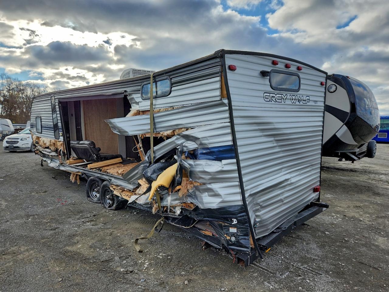 Lot #3309611591 2020 CHEROKEE GREY WOLF