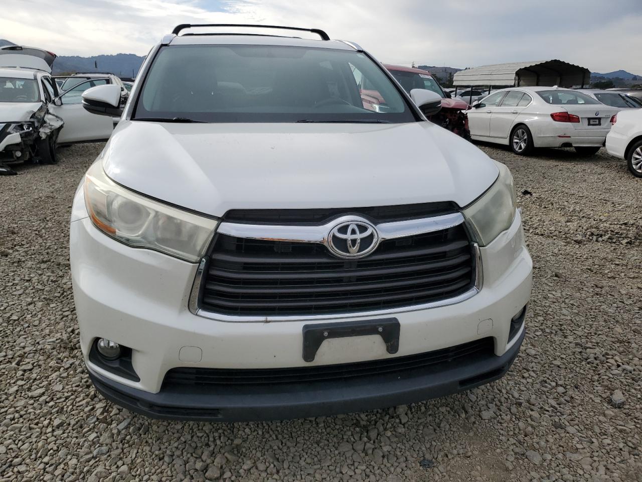 TOYOTA HIGHLANDER XLE