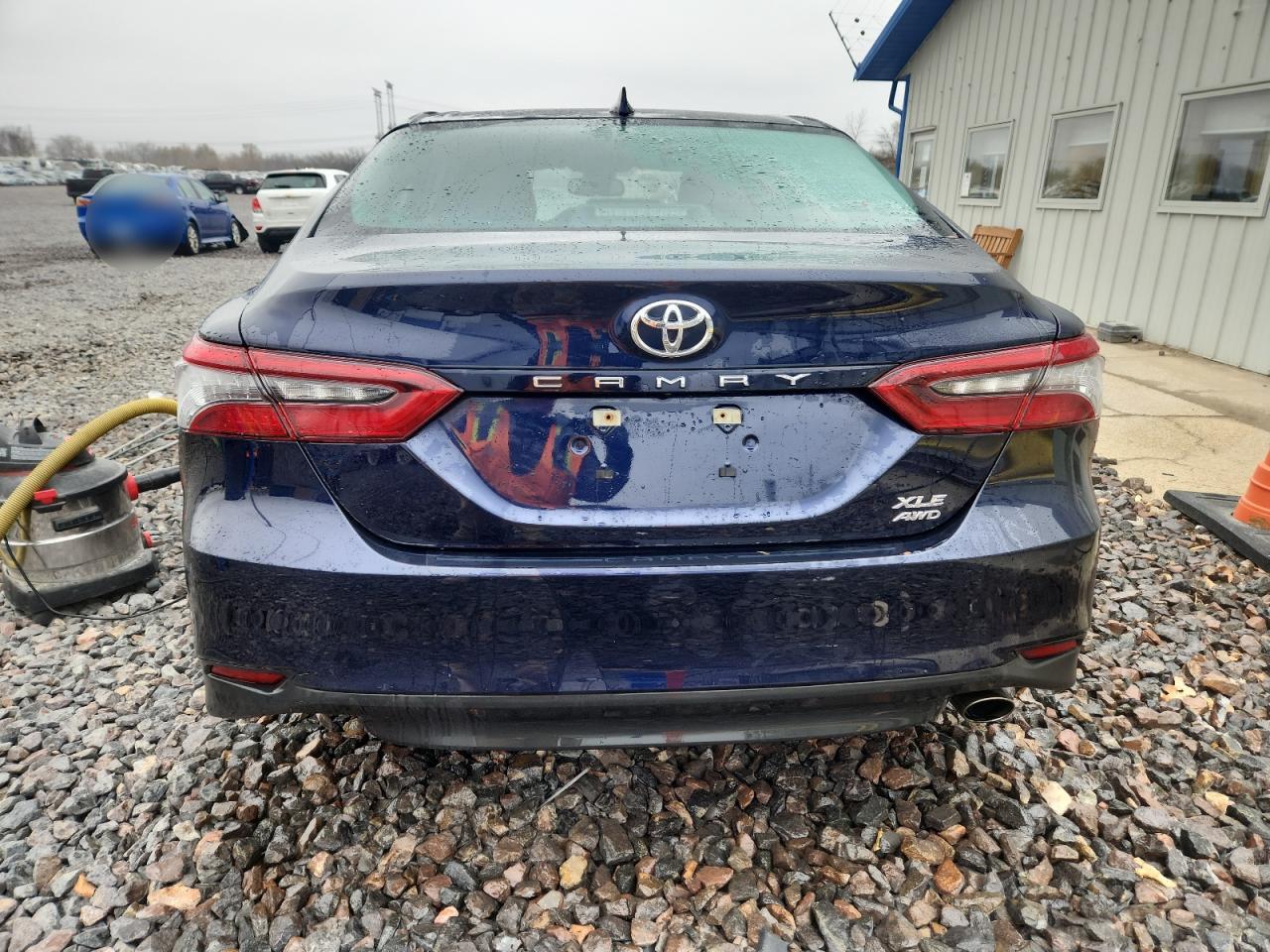 TOYOTA CAMRY XLE