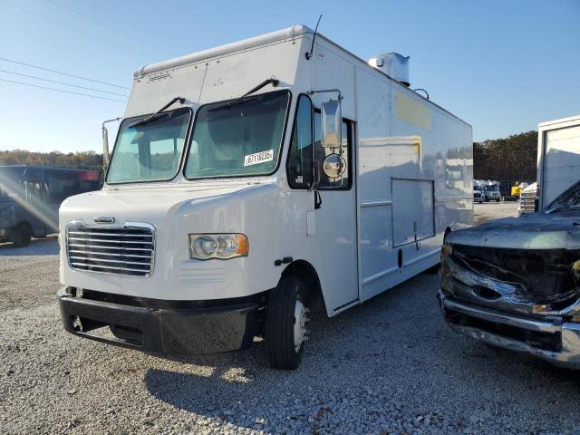 Global Auto Auctions: 2016 FREIGHTLINER CHASSIS M