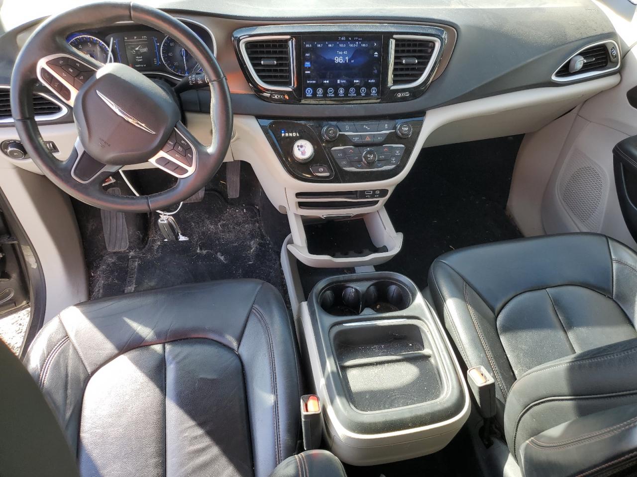 CHRYSLER PACIFICA TOURING L