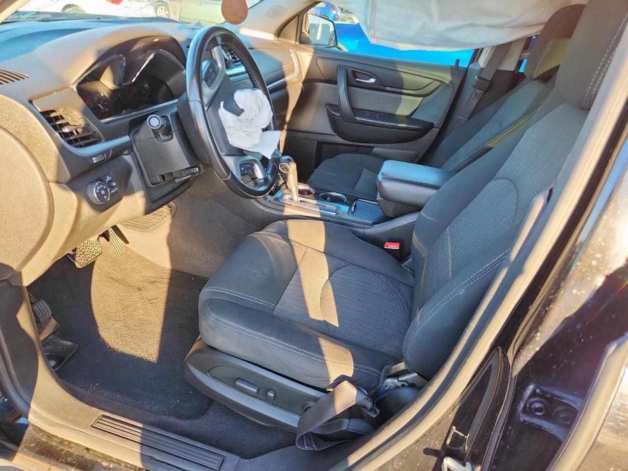 CHEVROLET TRAVERSE LT