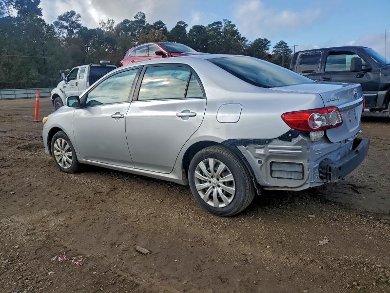 2013 TOYOTA COROLLA BA #3294268889