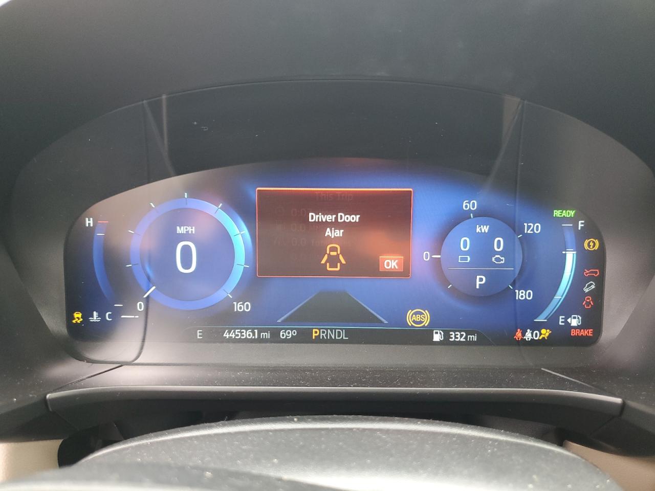 FORD ESCAPE TITANIUM