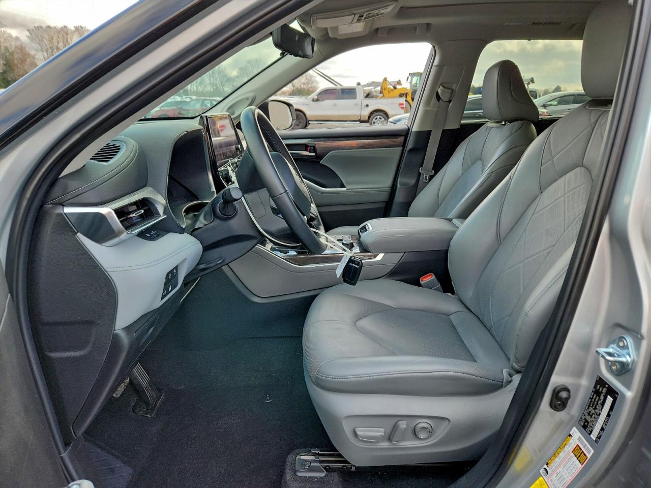 TOYOTA HIGHLANDER LE