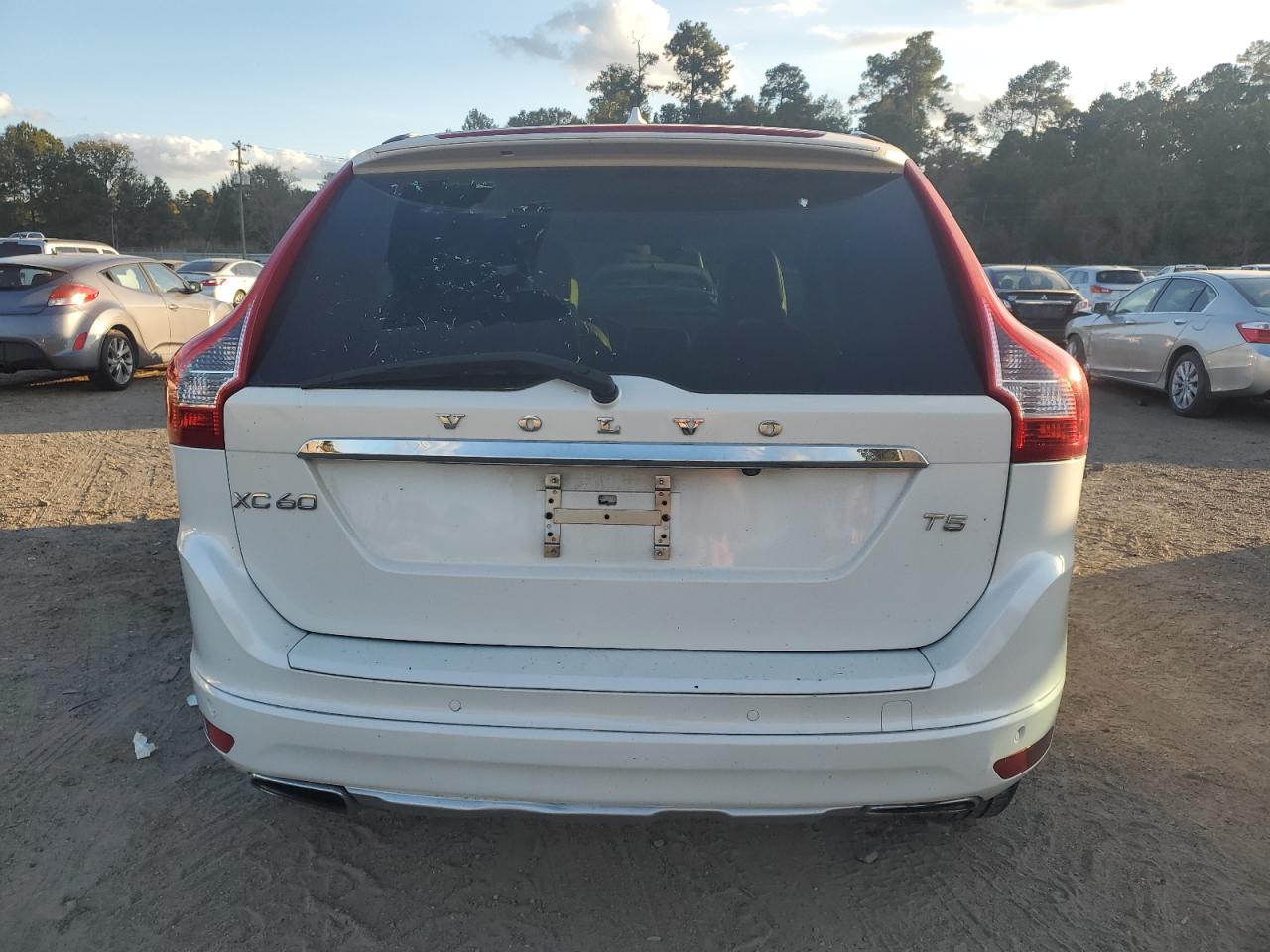 VOLVO XC60 T5 PREMIER