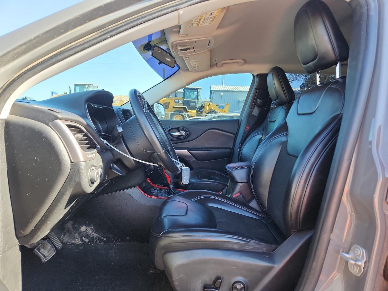 JEEP GRAND CHEROKEE LATITUDE PLUS