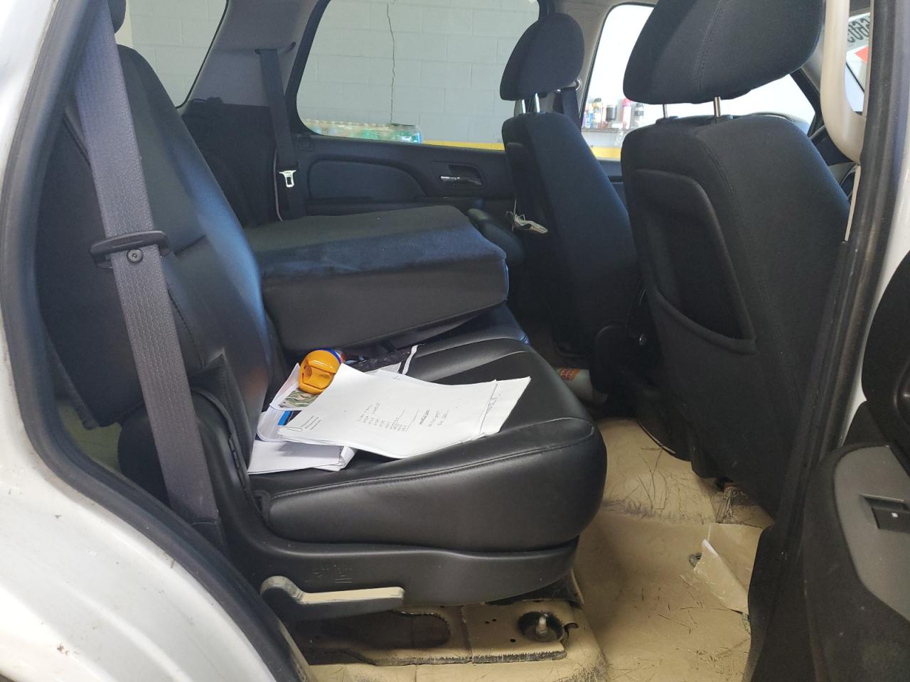 CHEVROLET TAHOE K1500 LS