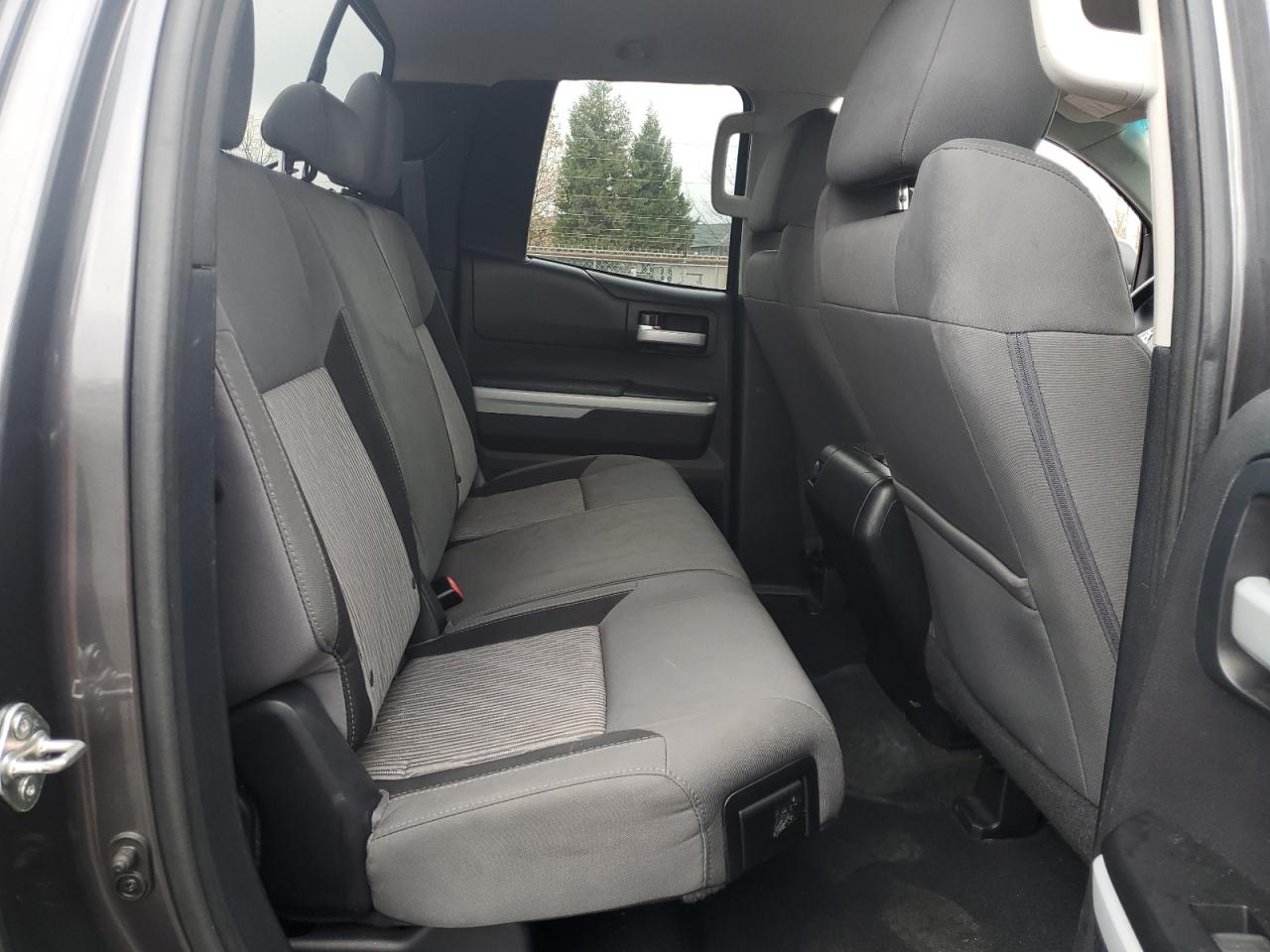 TOYOTA TUNDRA DOUBLE CAB SR