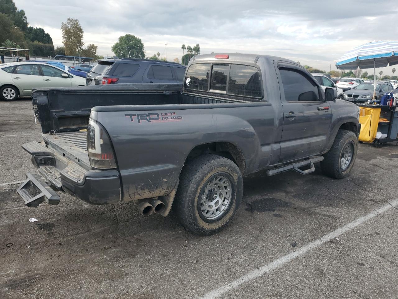 TOYOTA TACOMA