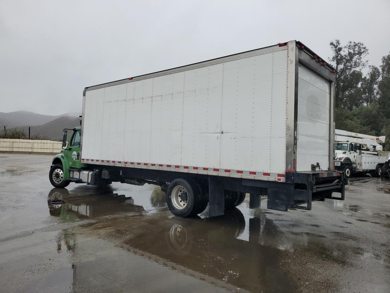 Lot #3316728421 2016 FREIGHTLINER M2 106 MED