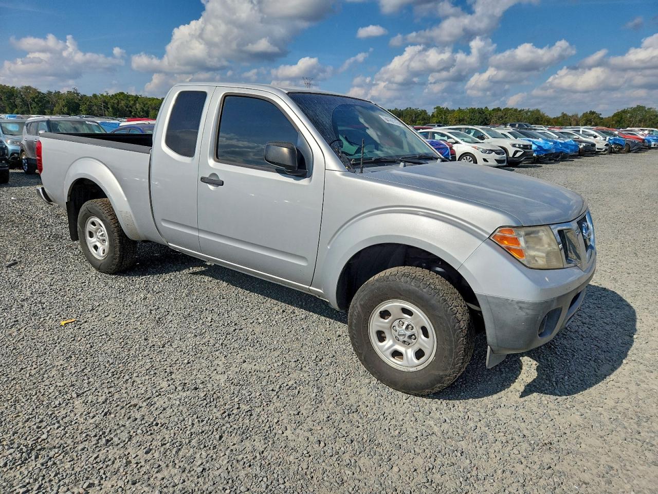 NISSAN FRONTIER KING CAB SE