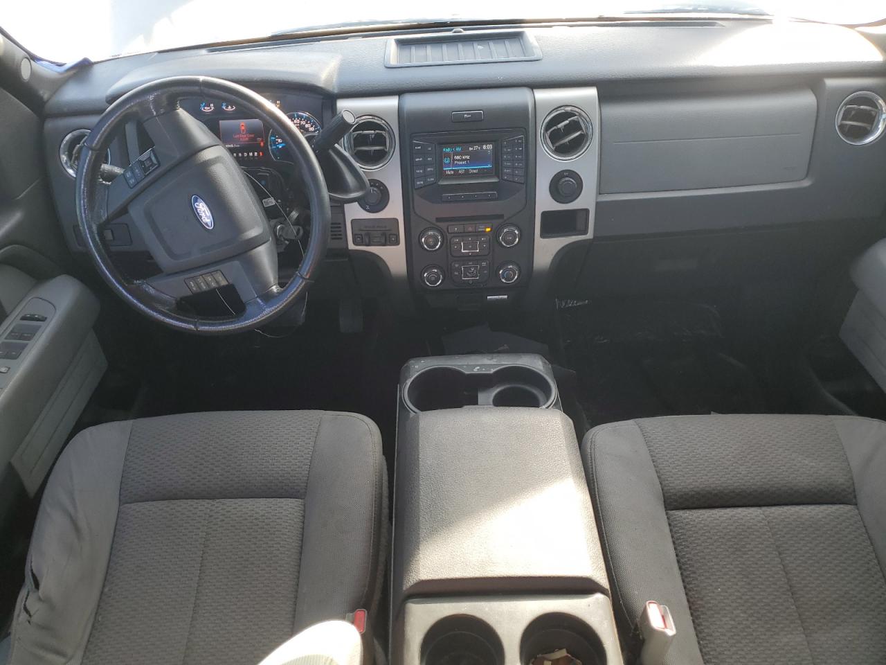 FORD F-150 SUPER CAB