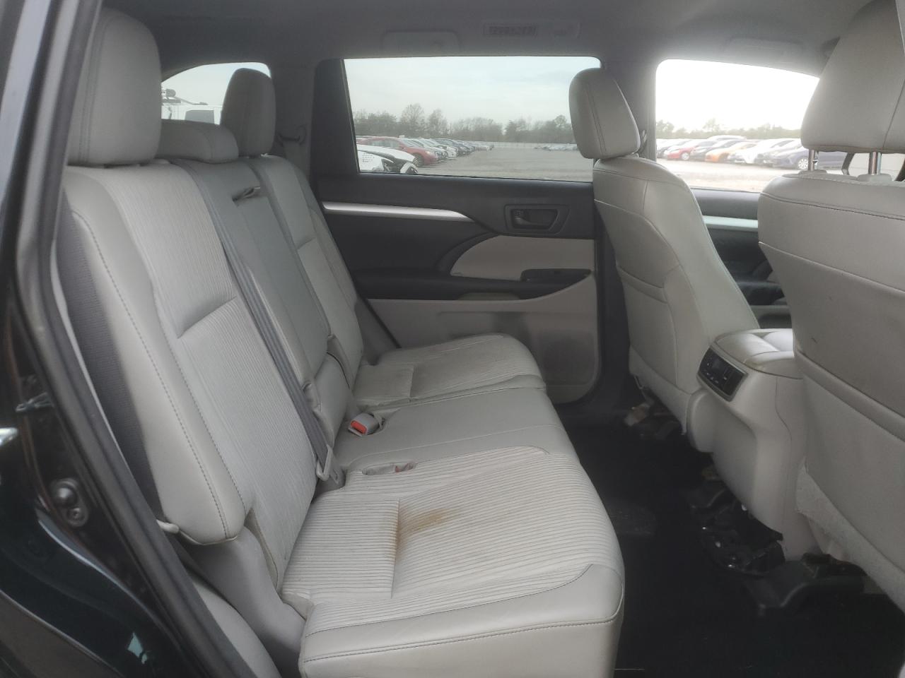 TOYOTA HIGHLANDER LE