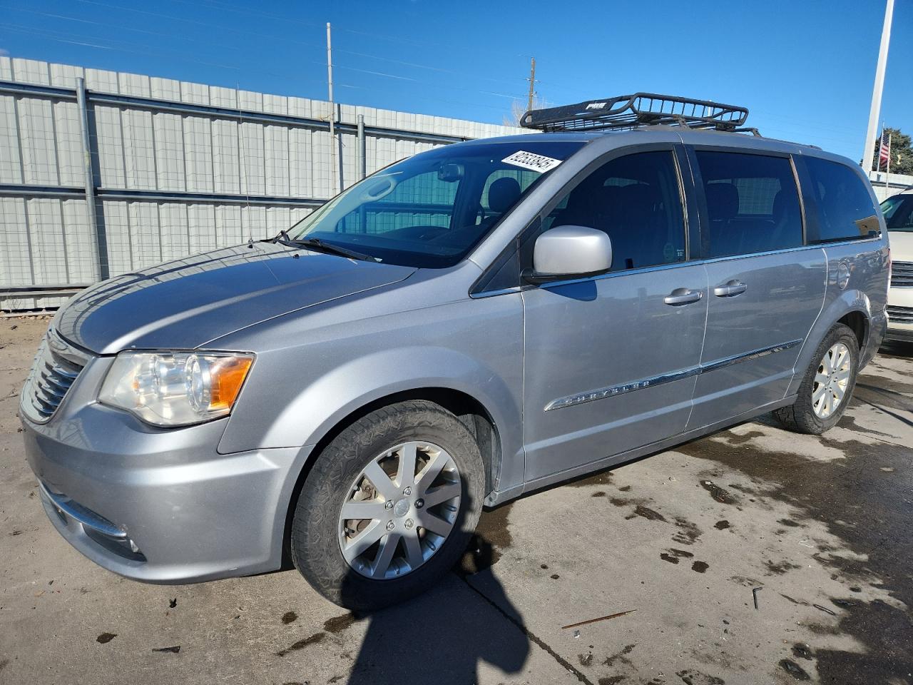CHRYSLER TOWN & COUNTRY TOURING