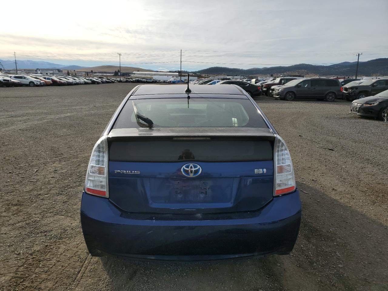 TOYOTA PRIUS