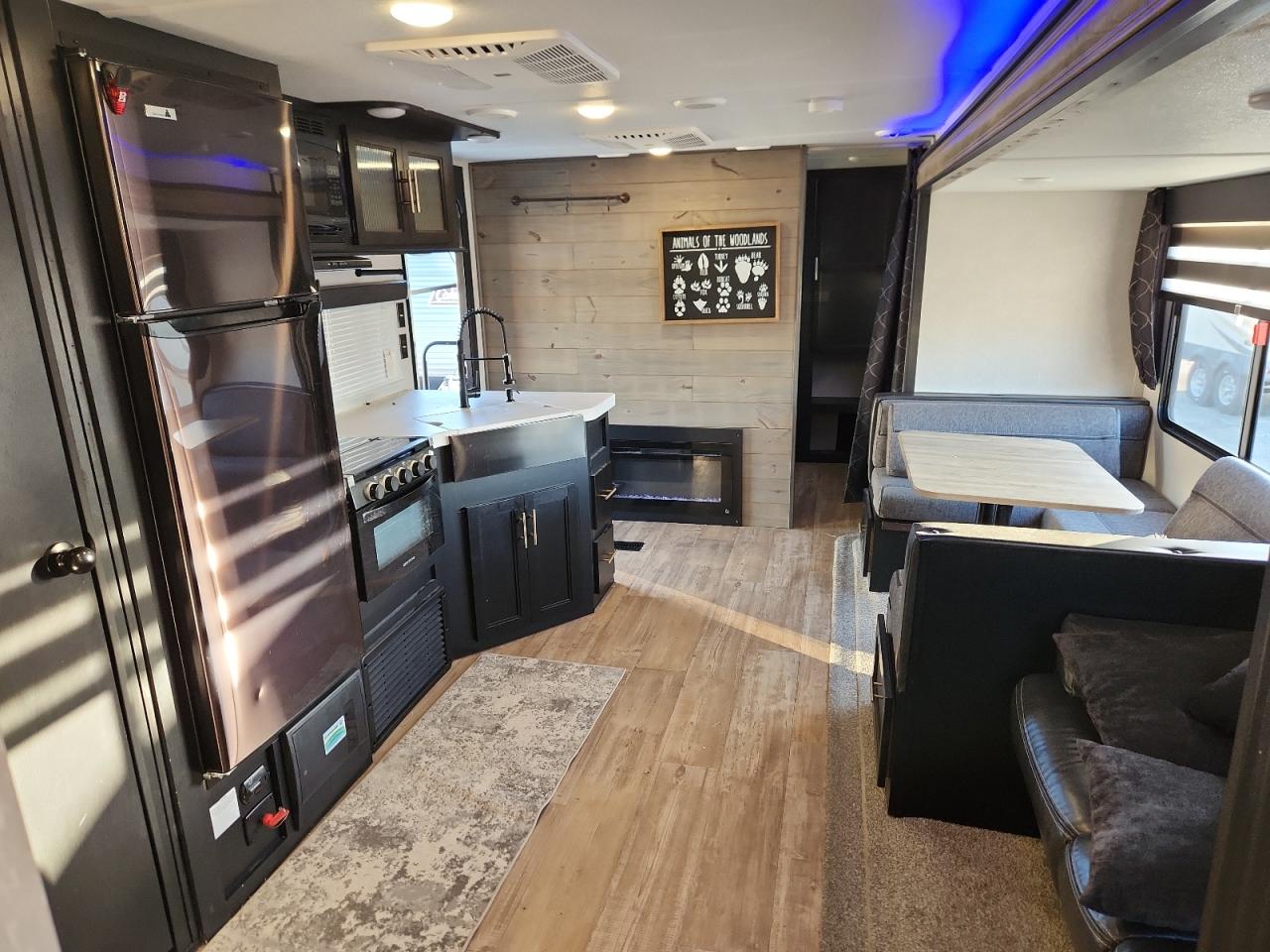 Lot #3302885934 2021 FOREST RIVER CHEROKEE 294GEBG