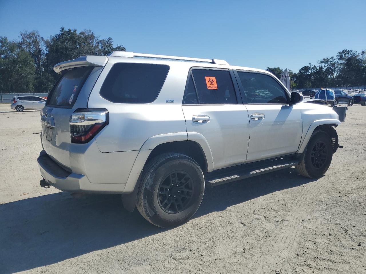 TOYOTA 4RUNNER SR5