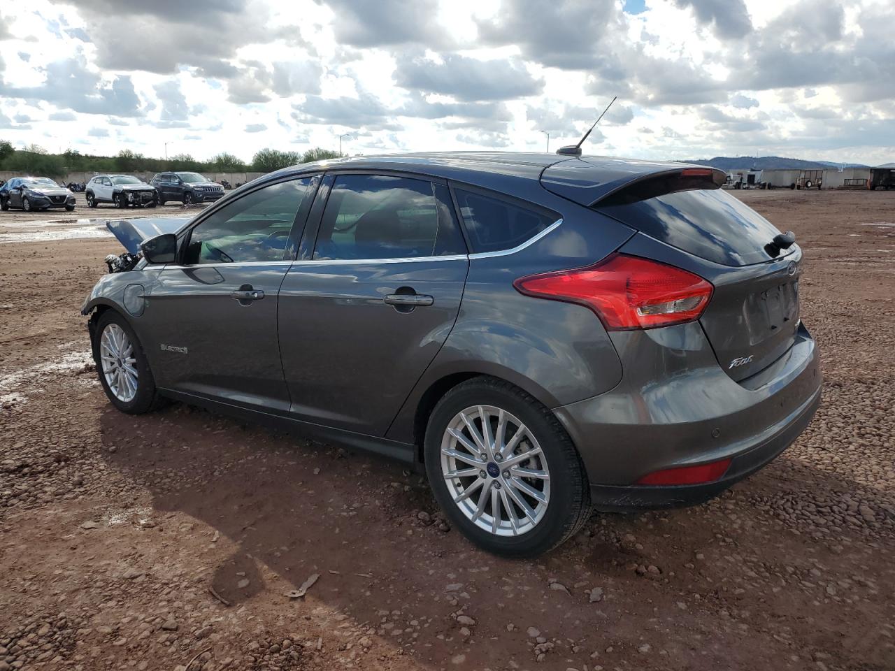 Lot #3302918055 2017 FORD FOCUS BEV