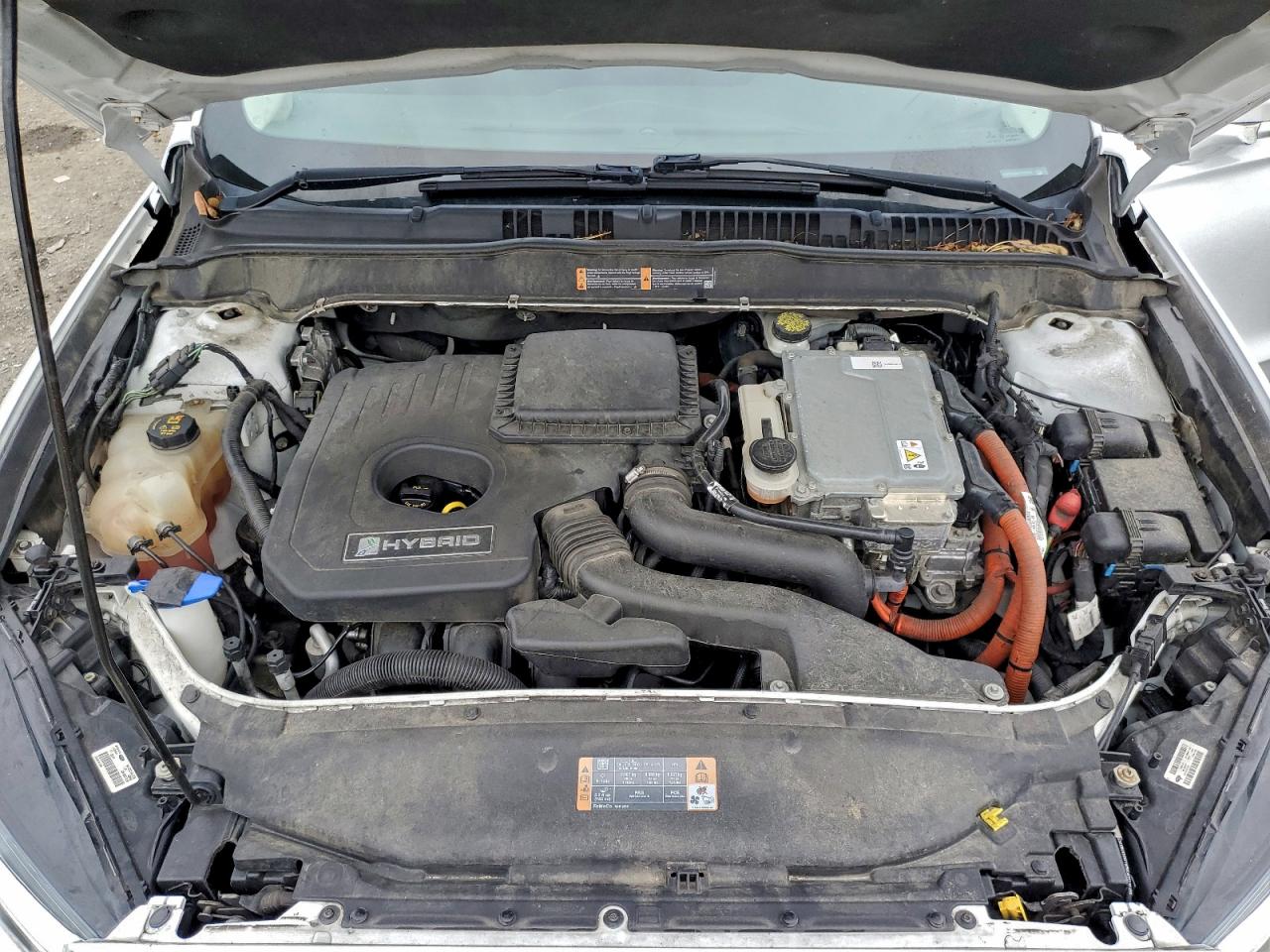 FORD FUSION SE HYBRID