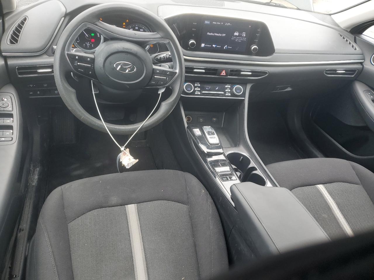 HYUNDAI SONATA HYBRID