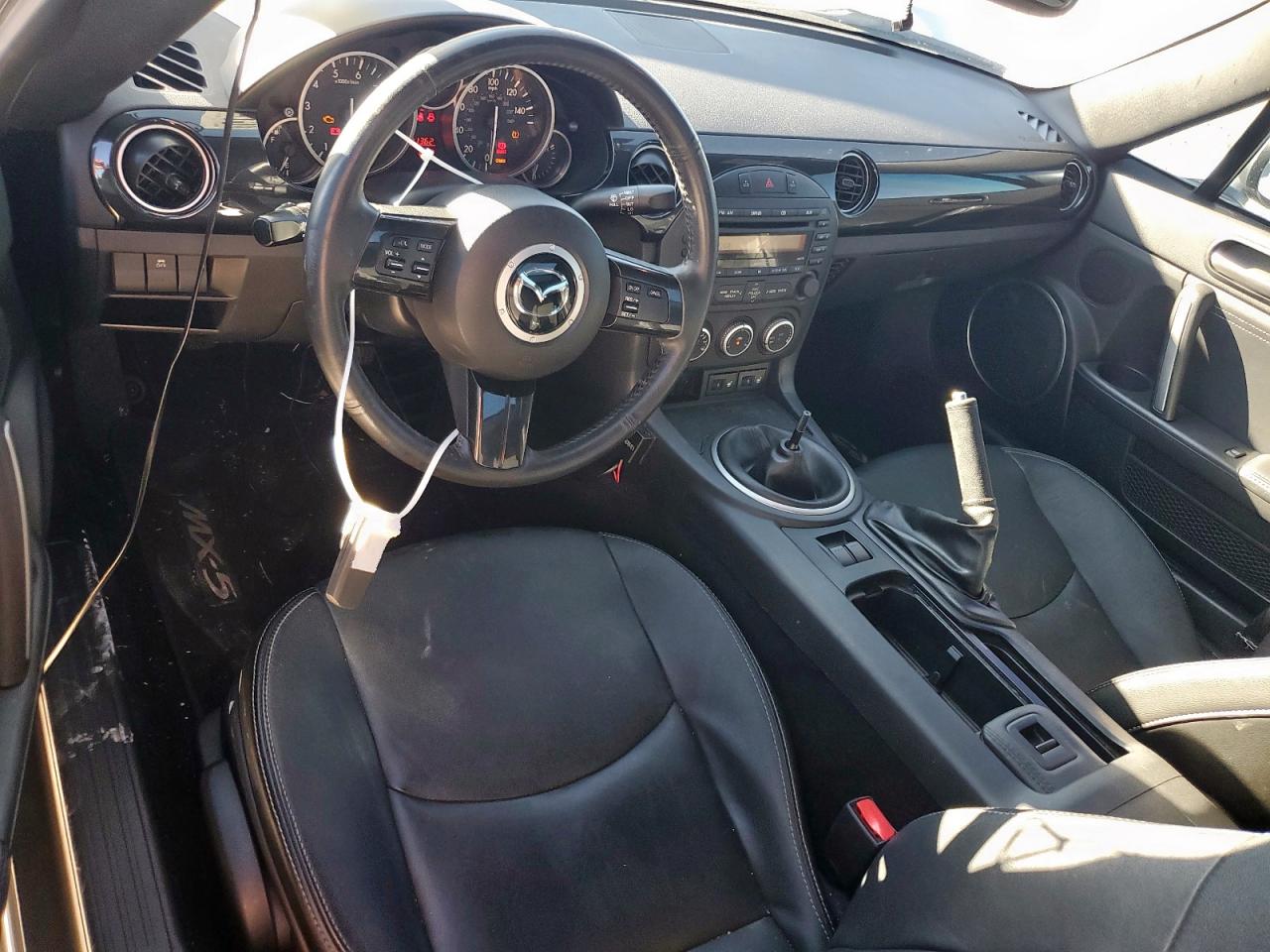 MAZDA MX-5 GRAND TOURING