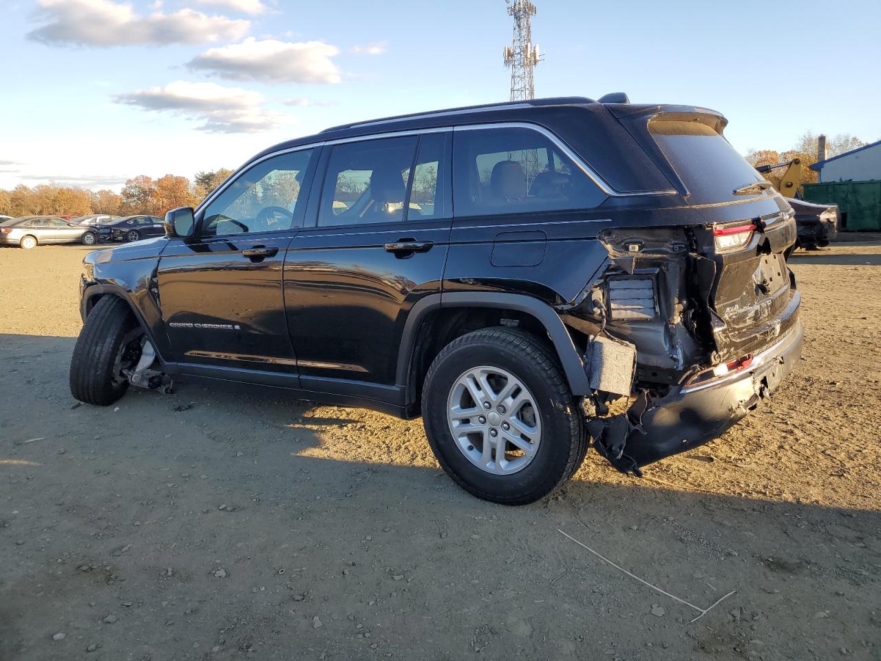 JEEP GRAND CHEROKEE LAREDO