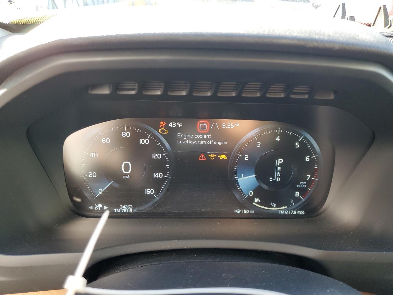 VOLVO XC90 T6 MOMENTUM