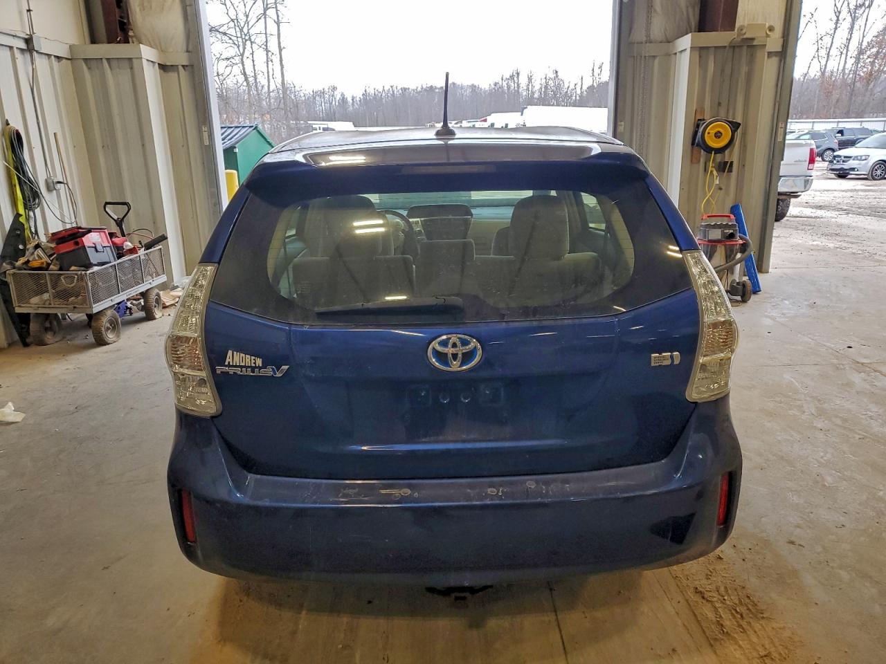 Lot #3315685714 2013 TOYOTA PRIUS V