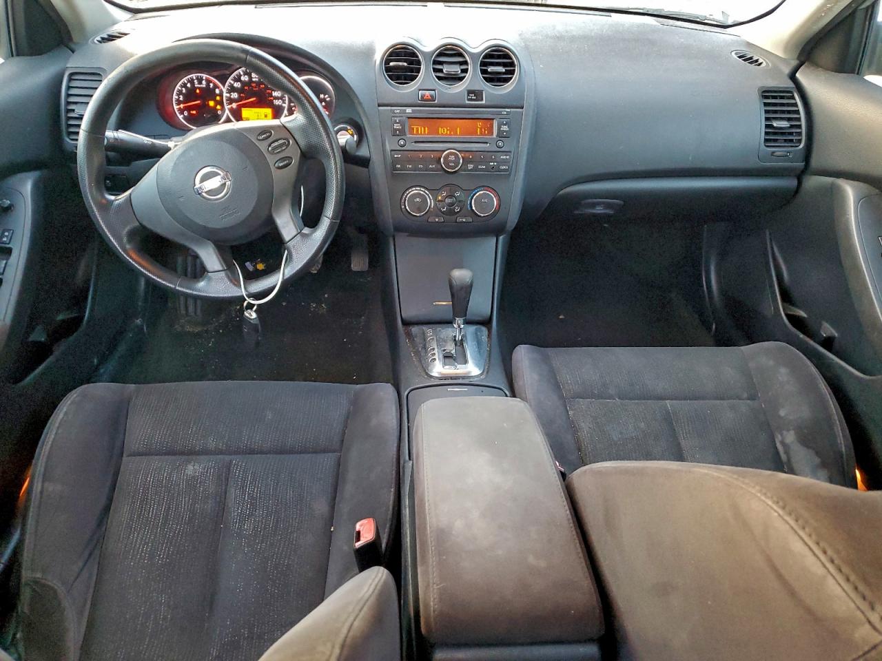 NISSAN ALTIMA BASE