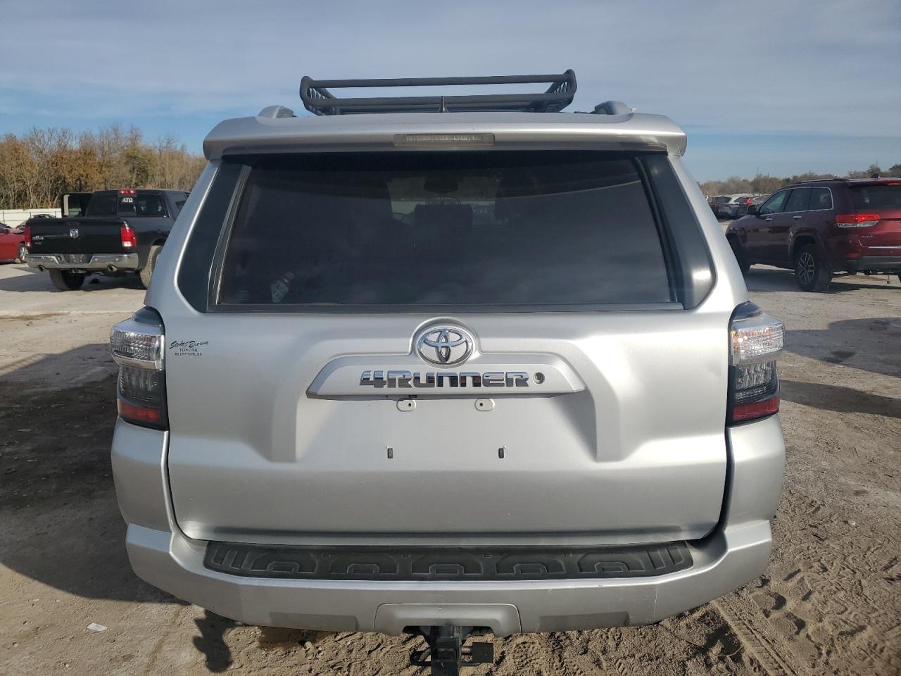 TOYOTA 4RUNNER SR5