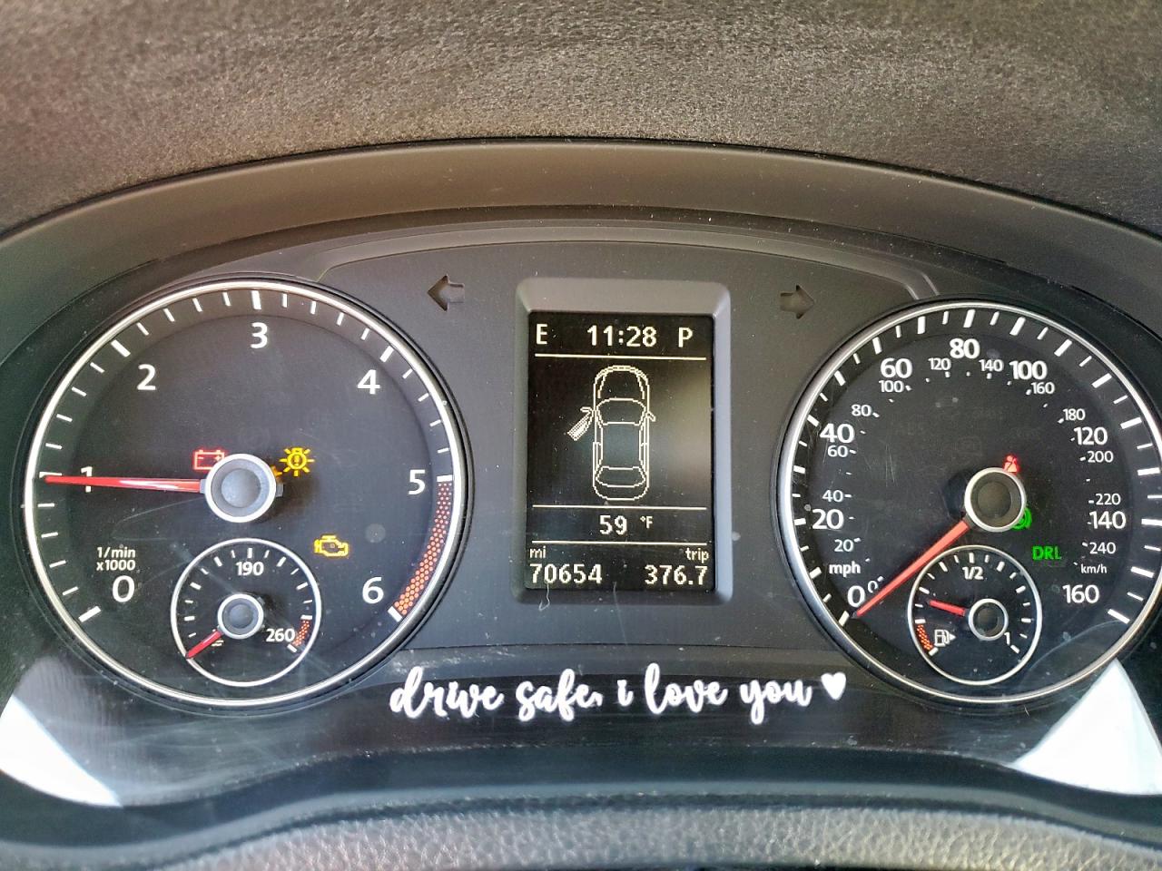 VOLKSWAGEN PASSAT SE