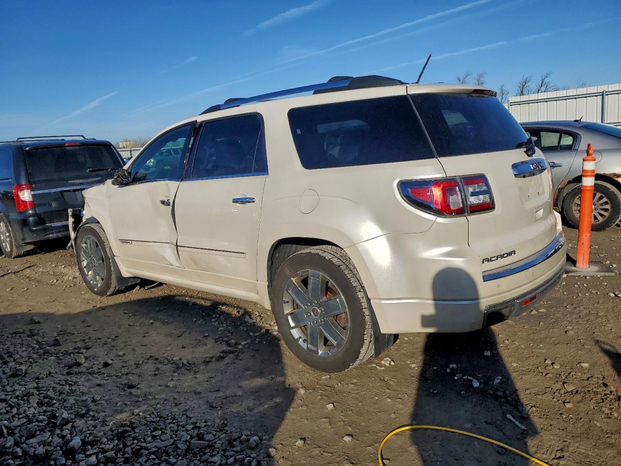 GMC ACADIA DENALI