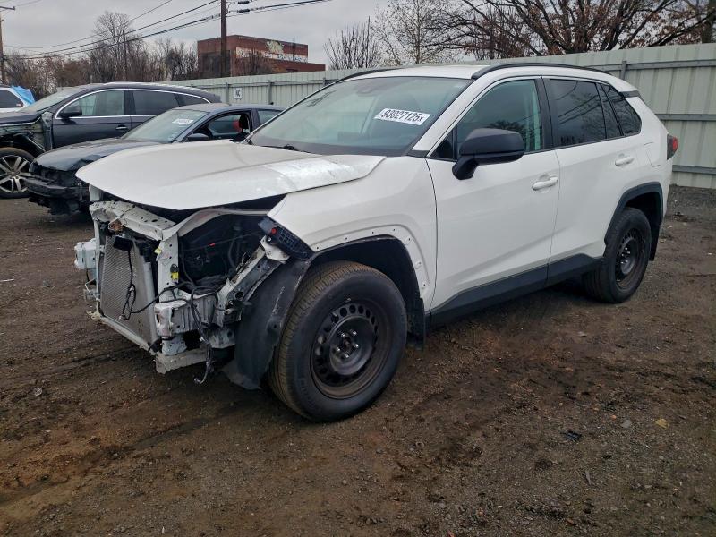 2021 TOYOTA RAV4 LE #3302646108