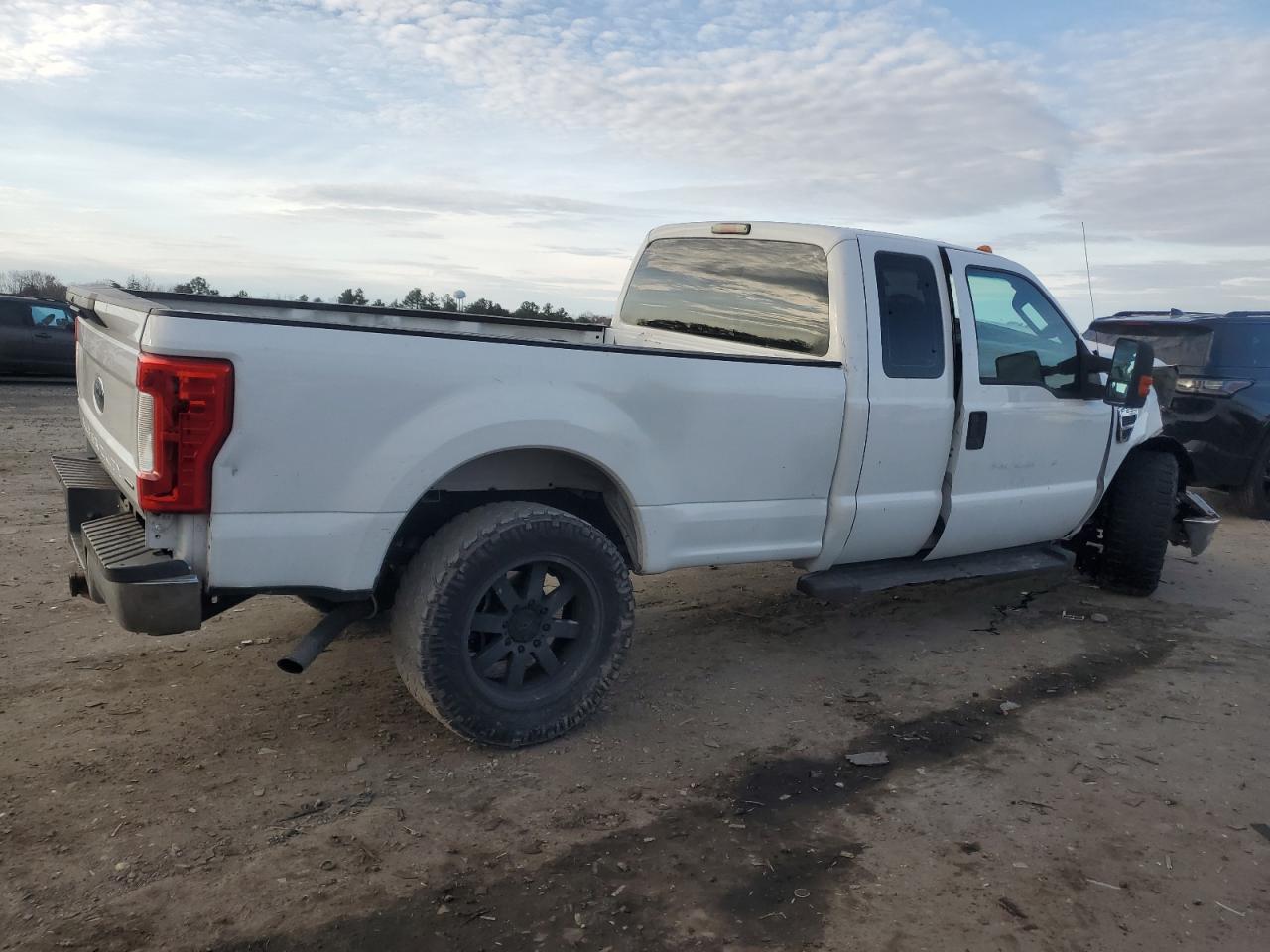 FORD F-250 SUPER DUTY