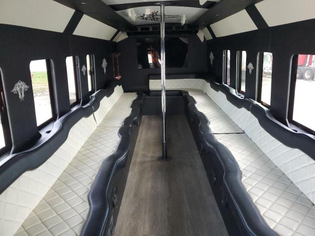 2014 IC CORPORATION 3000 AC #3281438043