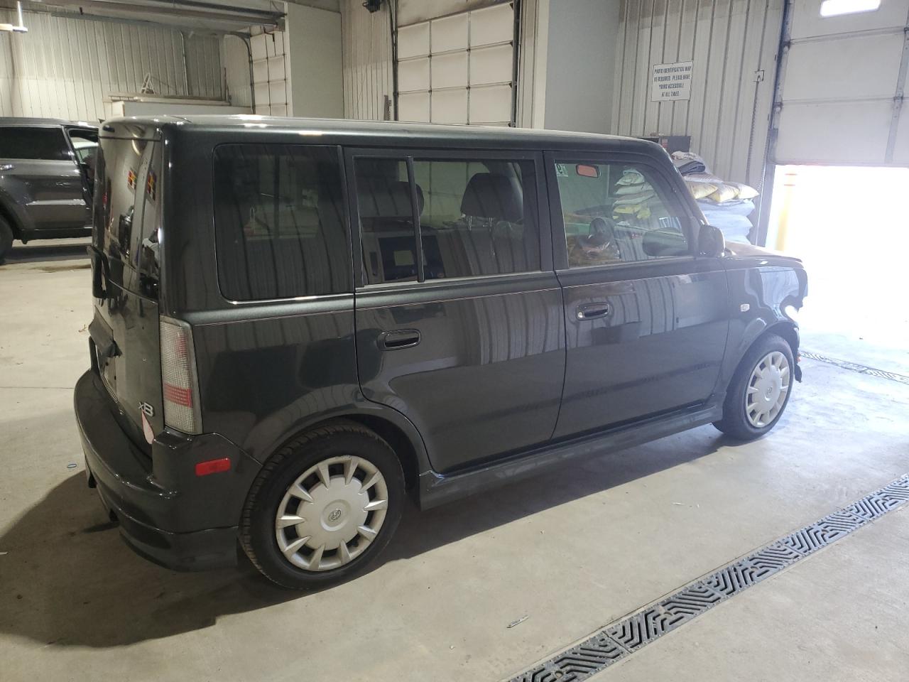 Lot #3315961118 2006 TOYOTA SCION XB